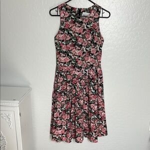 Brittany Nicole Vintage Floral Sleeveless Dress - Pink and Black